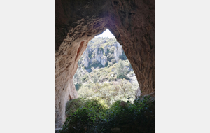 Mimet : Le Bau Trauqua et les 3 grottes ( Facteur-Ermites et X)