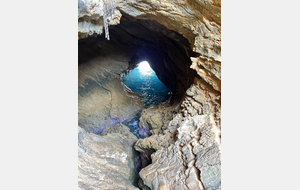 rando grotte bleue calanque de l erevine